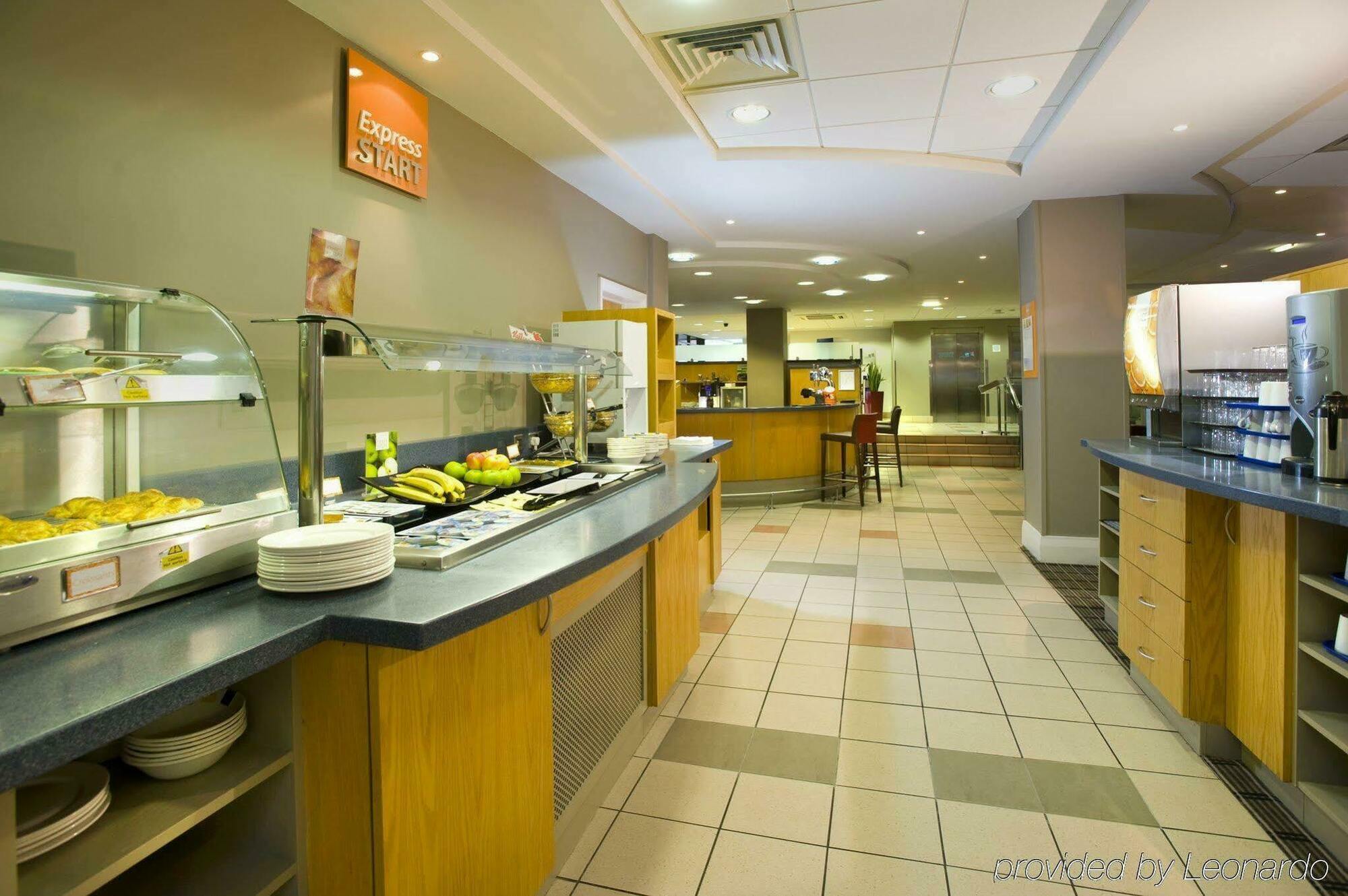 Holiday Inn Express Droitwich Spa By Ihg Restaurant foto